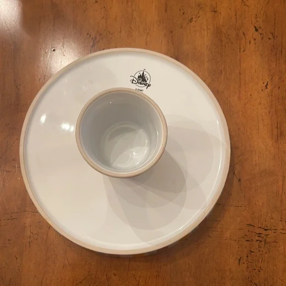 NWOT Walt Disney World "Jerrod Maruyama" Cake Stand - Picture 4 of 7